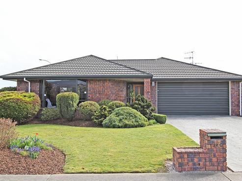 12 Bremner Crescent, Stoke
