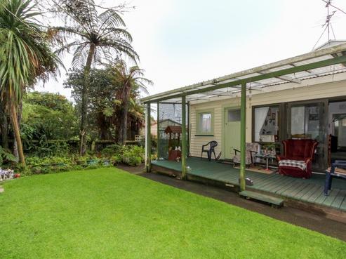 61 Mould Street, Waitara