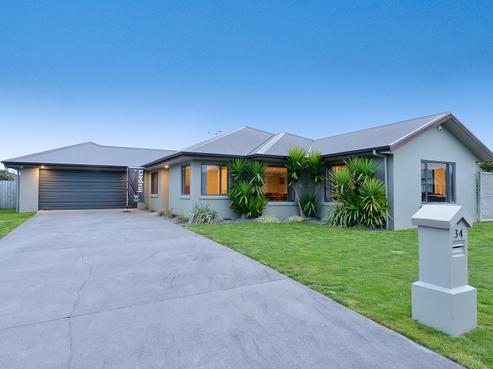 34 Stoneleigh Drive, Chartwell
