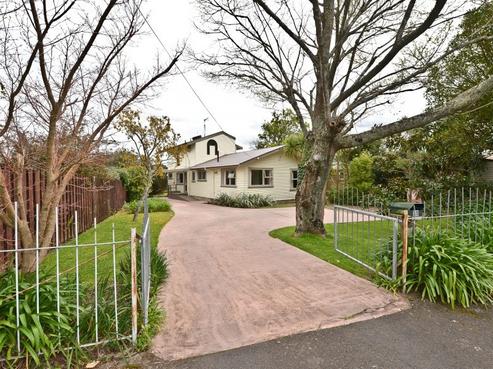 35 Queenwood Avenue, Queenwood