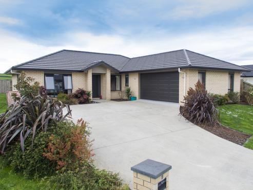 9 Raupo Place, Rototuna North