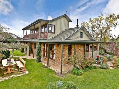 8 Mcmeekan Avenue, Chartwell