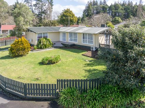 2 Waterford Road, Fitzroy
