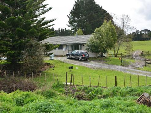 1027C Highway 22, Pukekawa