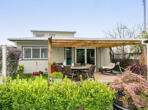 8B Neeve Place, Taradale