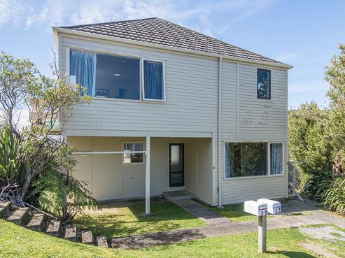 5 Chancellor Way, Crofton Downs