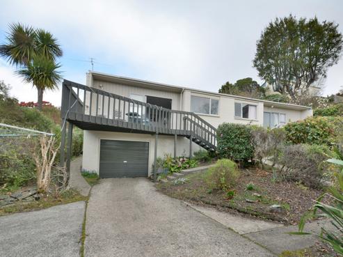 18C Garfield Avenue, Roslyn