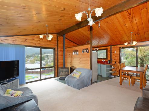 7 Bogle Grove, Stokes Valley
