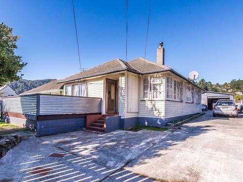 11 Rintoul Grove, Stokes Valley
