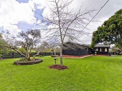 1452 Dairy Flat Highway, Dairy Flat