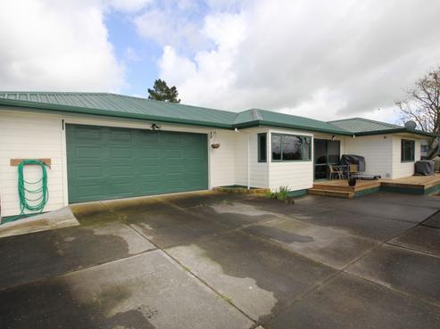 23 Orchard East Road, Ngatea