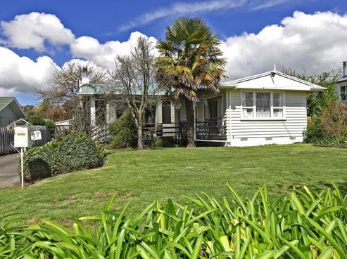 37 Reynolds Road, Havelock North