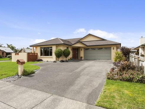 16 Mirbeck Avenue, Cambridge
