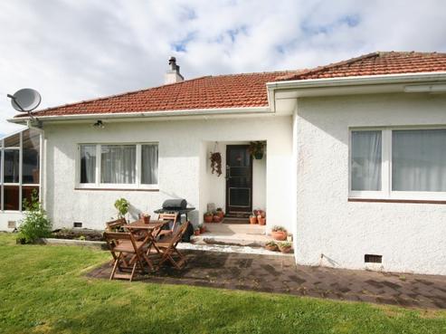 38 Robertson Street, Glenholme