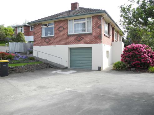 38 Avenue Road, West End
