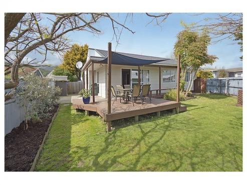 2/27 Manson Avenue, Stoke