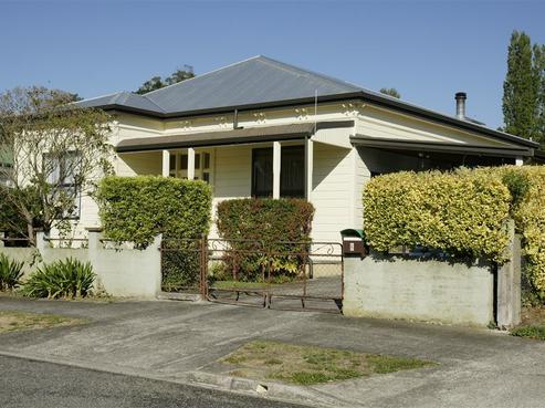 6 Collins Street, Waipawa