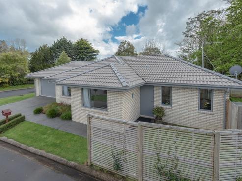 19A Sexton Road, Huntington