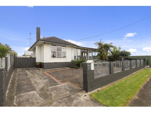 22 Wroughton Crescent, Otara