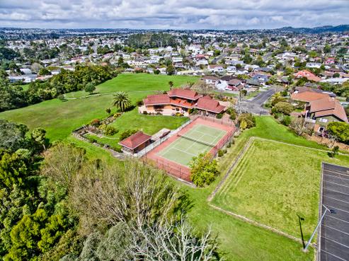 13 Milwaukee Place, Glendene