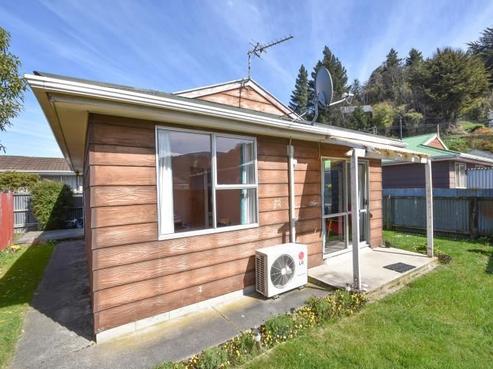 105 North Road, North East Valley