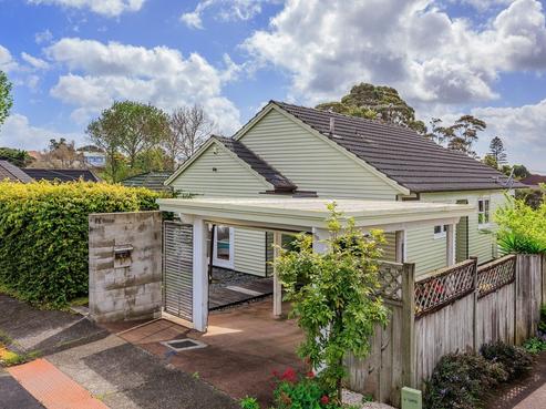 27 Hanlon Crescent, Narrow Neck