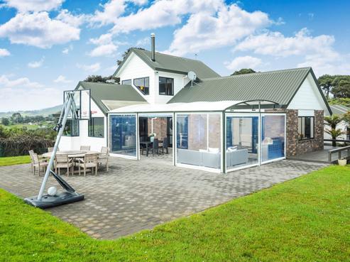 34 Arrowsmith Road, Waitakere