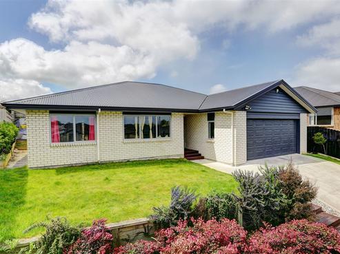 3 Barwick Place, Huntington