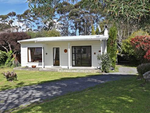 16 Shrimpton Road, Haumoana