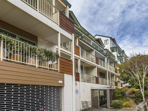 22/8 Girton Terrace, Mount Cook
