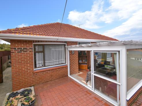 109 Riselaw Road, Calton Hill