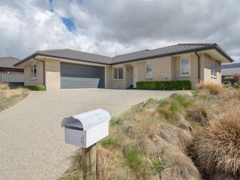 4 Crabbe Place, Cromwell