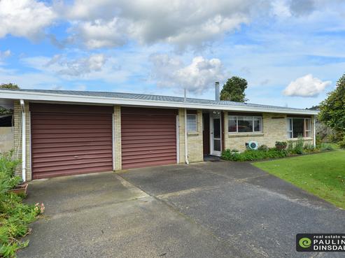8 Carlton Crescent, Kamo