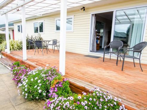16 Spackman Crescent, Paraparaumu