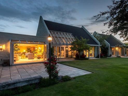 24 Bell Avenue, Cromwell