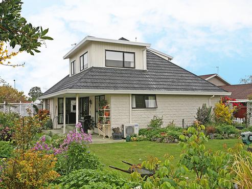 2 Millstream Drive, Lincoln