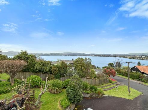 7 Grand Vue Road, Kawaha Point