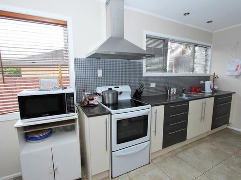 1 Lynn Place, Otara