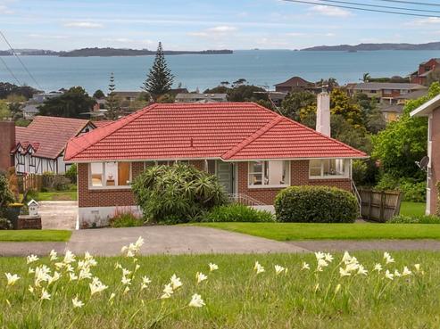 24 Mellons Bay Road, Howick