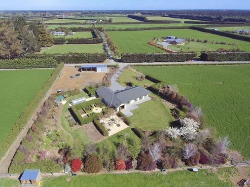 4/736 Sandy Knolls Road, West Melton
