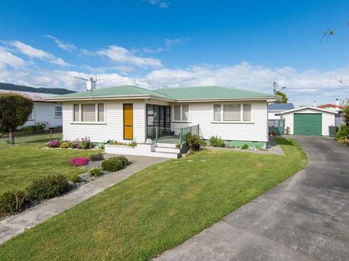 50 Tennyson Crescent, Stoke
