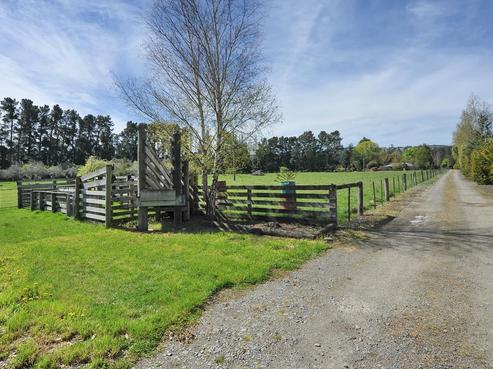 328 Loburn Whiterock Road, Loburn