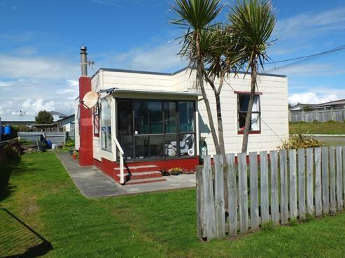 9 Thomas Place, Foxton Beach
