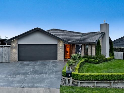 10 Eastridge Terrace, Huntington