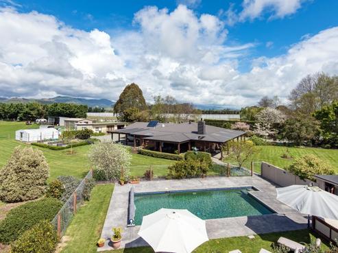 353 Pugh Road, Hope