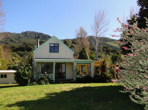 804 Collingwood-puponga Main Road, Collingwood