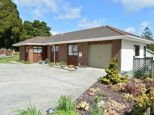 125 Paramount Parade, Tikipunga