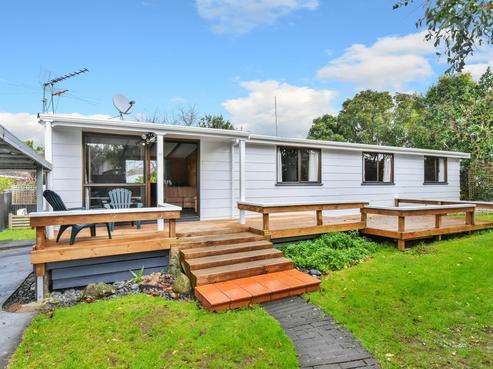 2/4 Nelson Street, Papakura