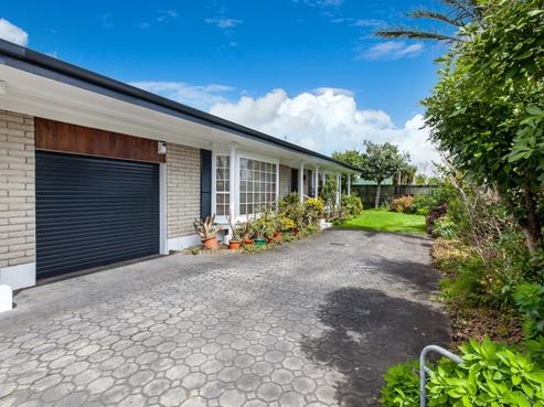 2/278 Meola Road, Point Chevalier