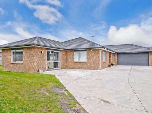 6 Allgood Place, Rototuna North